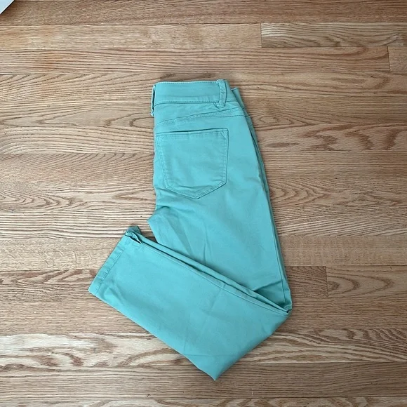 Capri pants - Picture 2 of 4